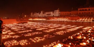 Ayodhya Deepotsav: This time at the Deepotsav of Ramnagari Ayodhya, preparing to create a new world record, know how many lamps will shine with the holy Saryu River?