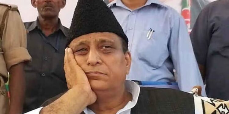 Azam Khan: Azam Khan has spent more than 4 years of captivity till now, the danger of going to jail remains intact!