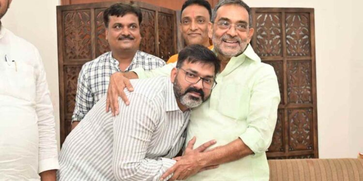 Bihar BJPâ € ™ S Operation Shahabad: Pawan Singh & Upenndra Alliance Boosts NDA | BJP's big stake in Bihar, 'Operation Shahabad', active with Pawan-Upendra's election jugalbandi, will now be waved NDA? , News Track in Hindi