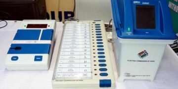 Bihar Election 2025: EC Announces New Guidelines for EVMS and Voter Cards | EC released new guidelines before Bihar elections, all will be changed from EVM to voter card. News Track in Hindi