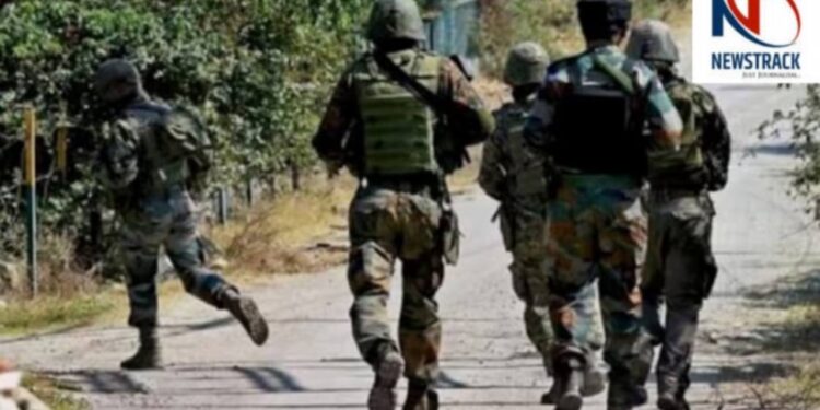 Bijapur Naxal Encounter News | Bijapur Naxalites Kills | Chhattisgarh Encounter News | Big success of security forces in Bijapur, Chhattisgarh, two Naxalites piled up, encounter continues. News Track in Hindi