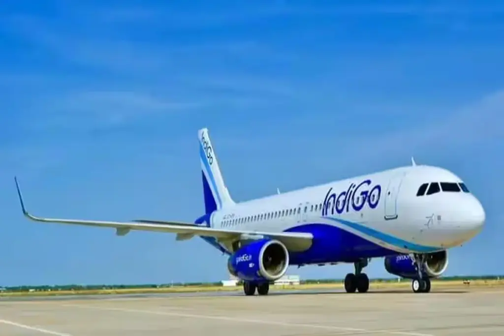 Bomb threats in Indigo flight going from Mumbai to Delhi