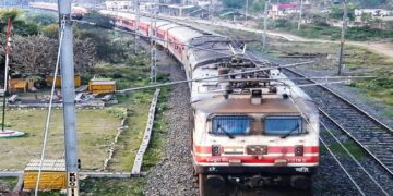 Bonus Declared for Railway Staff: Railway employees will get a 78 -day bonus, Modi government gave gifts before the festival, group c and d Employees of Indian Railway to Get Bonus of 78 Days
