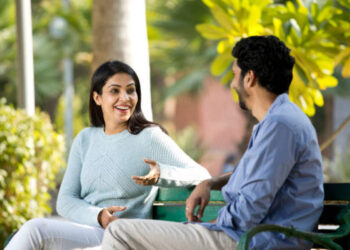 लड़के ऐसा क्या करे कि आपकी ओर दौड़ी चली आये लड़कियां, 3 मिनट के इस शानदार वीडियो में जाने असरदार उपाय&nbsp;