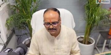 Brajesh Pathak Slams Rahul Gandhi Over Poll Commission Allegations | Barabanki News: Deputy CM Brajesh Pathak said- 'Congress is defaming institutions for power'. News Track in Hindi