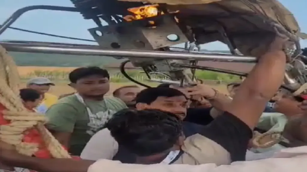 CM Mohan Yadav Hot Air Ballon Accident: Madhya Pradesh CM Mohan Yadav's big accident averted, the hot air balloon in which the fire was in the fire, the collector denied the lapse, watch video, Madhya Pradesh CM MOHAN CM MOHAN YADAV HOT AIR BALLOON CAUGHT FIRE SEE VINE
