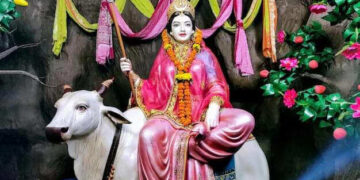 Chaitra Navratri 2025:आज दुर्गाष्टमी के दिन करे मां महागौरी की पूजा, वायरल वीडियो में जानिए शुभ मुहूर्त,पूजा विधि, मंत्र और भोग&nbsp;