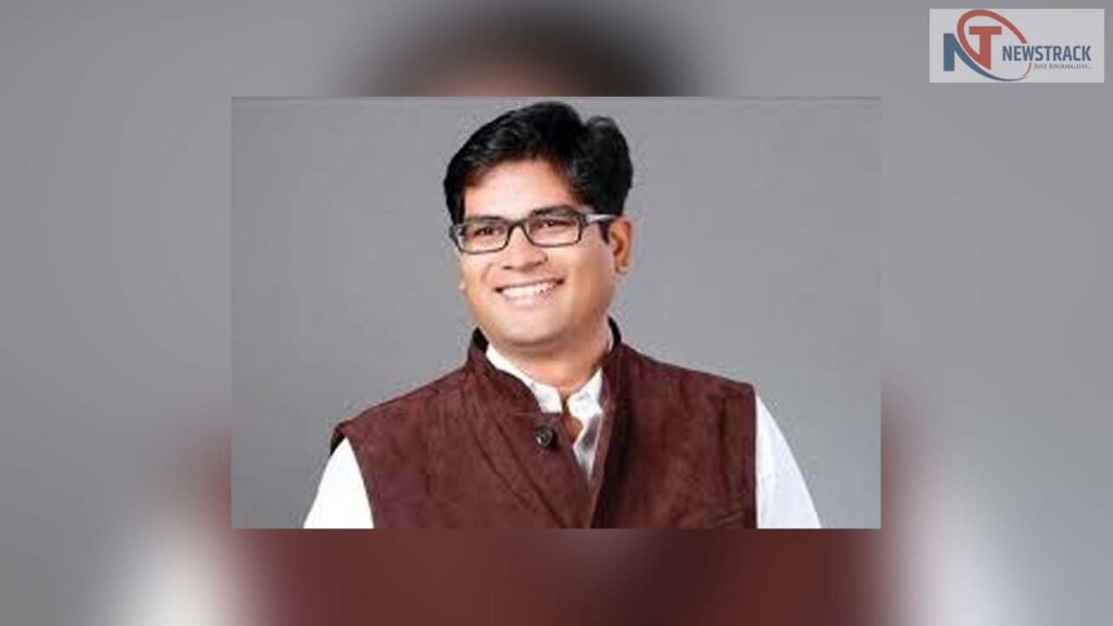 Chhattisgarh Implements New GST Rates, FM Highlights Mahatari Vandan Scheme for mothers | Chhattisgarh News: GST new rates in Chhattisgarh implemented, market will be cheaper before Diwali, gifts to mothers. News Track in Hindi