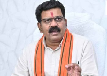 Chhattisgarh News | Anti-Naxal Campaign | Amit Shah Naxalite Organization | Chhattisgarh News: Chhattisgarh Home Minister Vijay Sharma appreciated Amit Shah's statement on Naxalism | News Track in Hindi