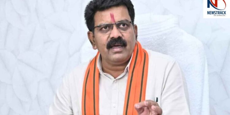 Chhattisgarh News | Anti-Naxal Campaign | Amit Shah Naxalite Organization | Chhattisgarh News: Chhattisgarh Home Minister Vijay Sharma appreciated Amit Shah's statement on Naxalism | News Track in Hindi