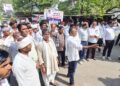 Congress workers demanded to solve electricity, water, road problems by taking out slogans