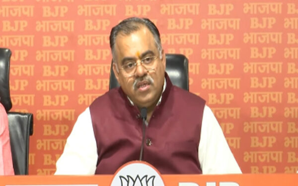 'Congress's face exposed the face of Congress'