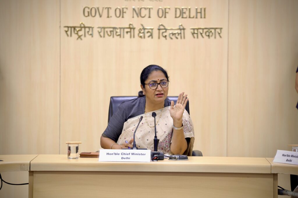 Delhi government will provide necessary facilities to flood affected families, confidence to compensate farmers for losses