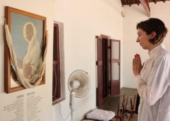 Displeasure over tampering with Gandhi statue in London, British High Commissioner condemns