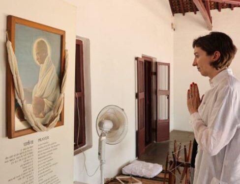 Displeasure over tampering with Gandhi statue in London, British High Commissioner condemns