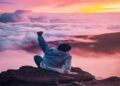 Do you want to write motivational captions on Instagram and Twitter in Hindi, so these 50 quotes, do you want to write motivational captions on Instagram and Twitter in Hindi, then these 50 quotes are for you.