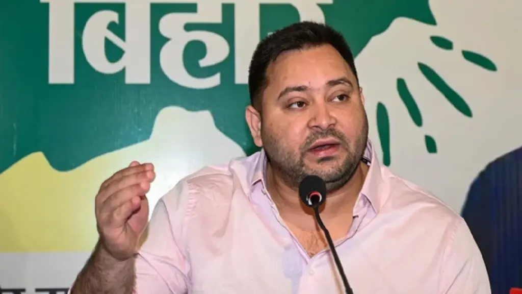 FIR against Tejashwi Yadav: Woman lodged FIR against four leaders of Grand Alliance, including Tejashwi Yadav, police conducting police investigation, Woman Lodged An Fir Against Four Leaders of the Mahagathbandhan Including Tejashwi YADWI YADVI YADVI YAD
