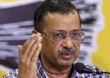 Farooq Abdullah did not get permission to meet Sanjay Singh, Kejriwal said- 'This is hooliganism, dictatorship'