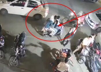Firing outside Barnala Jewelers in posh area of ​​Model Town, incident captured in CCTV