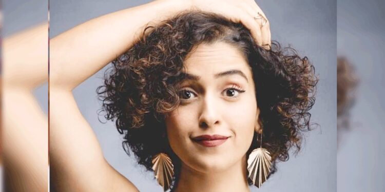 Follow to maintain the beauty of curly hair ... These tips told of experts