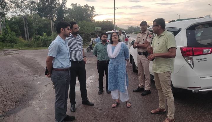 For the successful organization of the city and village Chalo Abhiyan, work with Teamabhavana: Secretary in charge