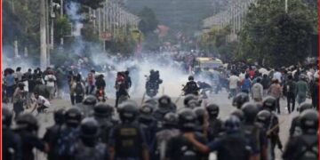 Gen Z protesters violent struggle in Peru, angry with the rulers, will we turn power in the neighborhood of America?