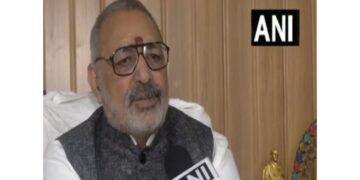 Giriraj Singh targeted the Congress and Tejashwi, said "How much will you insult Bihar?"