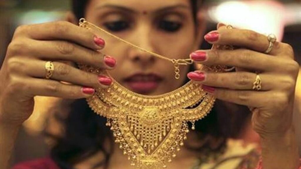 Gold Price: Gold will be cheaper by constantly making records?