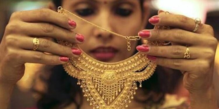 Gold Price: Gold will be cheaper by constantly making records?