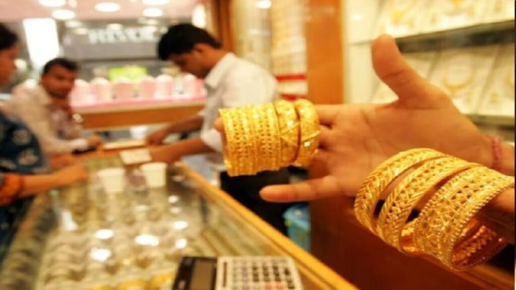 Gold Price Record: Gold price at historical altit, 24 carat 10 grams price 1.10 lakhs!
