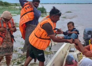 Hafiz Saeed’s organization with Pakistan’s Punjab administration in flood relief operations