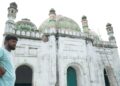 Hindu Community Gives Azaan in Bihar's Masjid with no Muslims â € "A Unique Religious Example | In a village in Bihar where no Muslim - Hindus give not a single Muslim - Azan in the mosque!