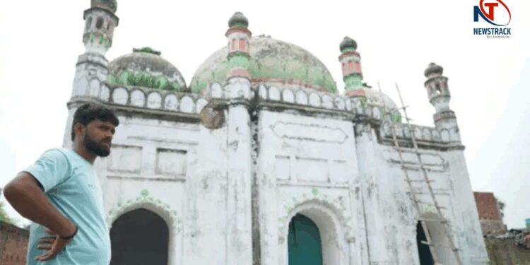 Hindu Community Gives Azaan in Bihar's Masjid with no Muslims â € "A Unique Religious Example | In a village in Bihar where no Muslim - Hindus give not a single Muslim - Azan in the mosque!