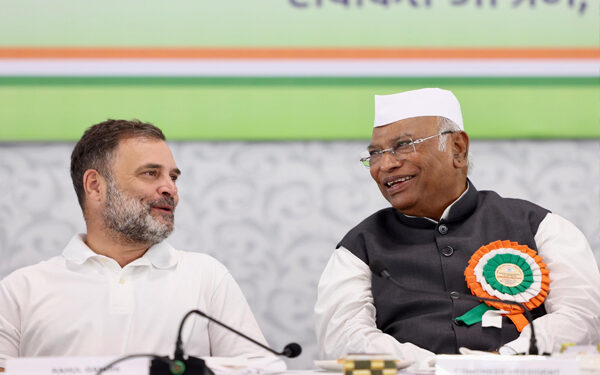 In the meeting of Congress Working Committee, Kharge said, 'BJP considers Nitish Kumar a burden'