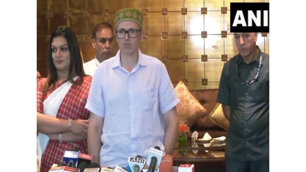 Jammu and Kashmir CM Omar Abdullah's big statement on 'vote theft', said "People of Bihar are extremely dissatisfied with the conduct of Election Commission"