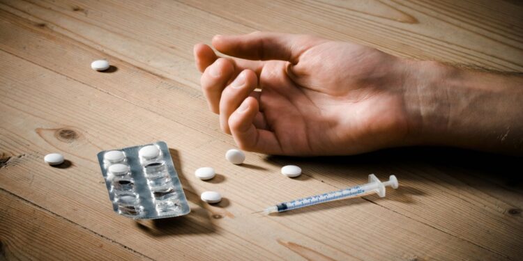 Jammu and Kashmir is becoming "Udta Kashmir"! Know the real truth of the drug market, Jammu and Kashmir is batcoming "Flying Kashmir"! Know the Real Truth of Drug Market