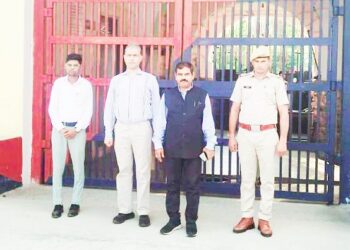 Judge observed legal service clinic in District Prison