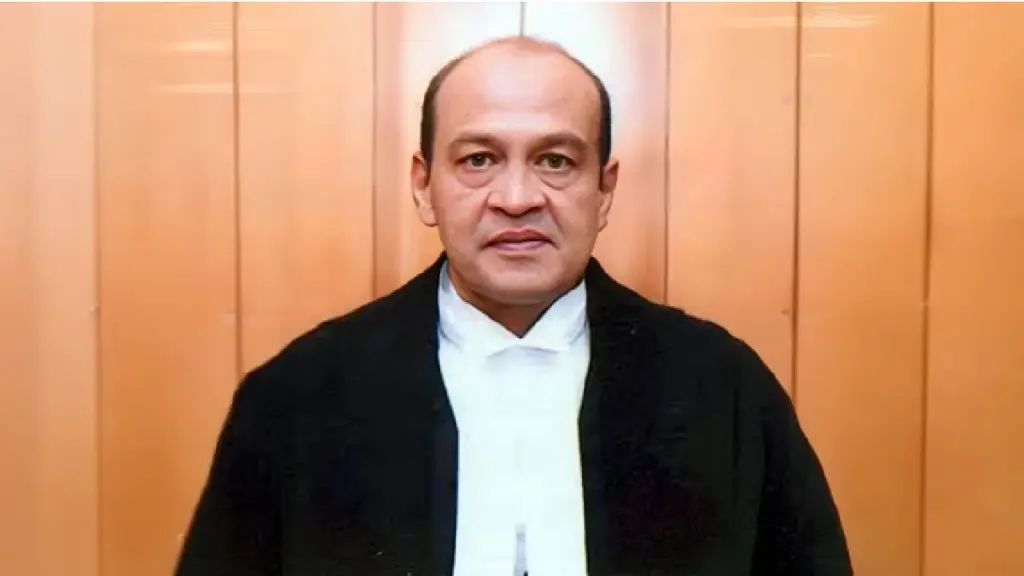 Justice Yashwant Varma Impeachment Motion: Justice Yashwant Verma, who was surrounded in cash burning, proceedings of impeachment motion on Justice Yashwant Verma, Lok Sabha Speaker took this step, Lok Sabha SPEAKER OM BIRALA APPONTS Two Lawyers in Justice Yashwant Varma impeachment motion