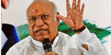 Kharge's big allegation against PM Modi and Shah, said- 'Both do not want the constitution to be safe'