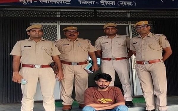 Lalsot police arrested absconding prize Pintu Meena for 10 months