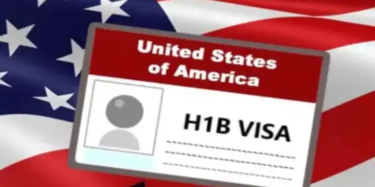 Large shock to Indian investors, Trump increased H1B visa fees to $ 1 lakh