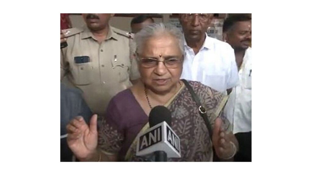 MP Sudha Murthy lodged FIR after fraud, Fraud threatened as telecom officer