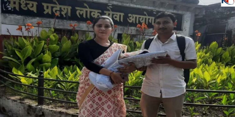 MPPSC Result | MPPSC Result 2024 | MPPSC Topper | MPPSC Topper Varsha Patel | MPPSC 2024 | Varsha Patel became an example: Interview given about 26 -day -old daughter in her lap and DSP became. News Track in Hindi