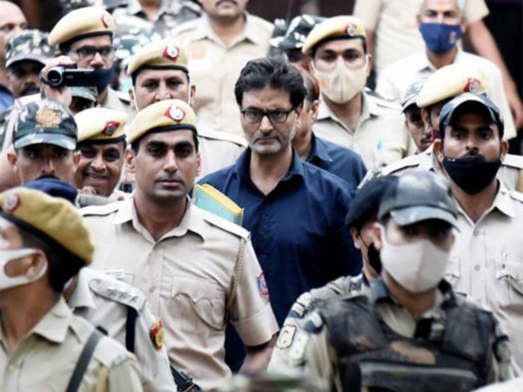 'Manmohan Singh thanked me for meeting Hafiz Saeed', Yasin Malik's shocking claim