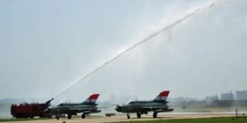 MiG-21 flew into the Indian sky for the last time, Rajnath called it 'national pride'
