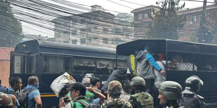 Millions of citizens of India caught in Nepal's violence! Know what is the plan of the Government of India for their safe return? Read full report here
