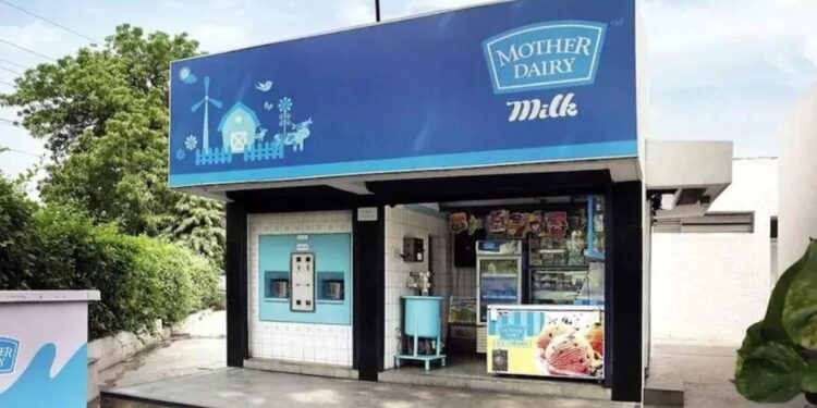 Mother Dairy Reduces Price: Mother Dairy reduced milk prices, ghee to cheese and ice cream also benefited common people due to GST improvement, mother dairy reduced the price of milk, ghee, cheese, cheese, cheese, cheese and ice cream also Benefited from GST Reform