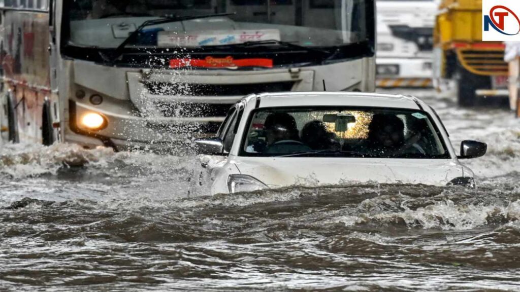 Mumbai Rains | Maharashtra Rains | Mumbai Heavy Rain | Maharashtra Weather | Mumbai Rains: Rain of disaster in Mumbai, waterlogging in many areas, monorail also stopped, IMD released alert. News Track in Hindi
