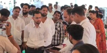 Municipal Corporation Greater Commissioner Dr. Gaurav Saini inspected Urban Service Camp 2025