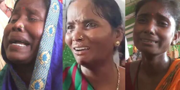 Nitish Kumar Bihar Theft News | Nitish Kumar Rally Robbery | Darbhanga women jewelry stolen | , Gold chains and Mangalasutra stolen, women kept crying and Bihar police kept watching. News Track in Hindi
